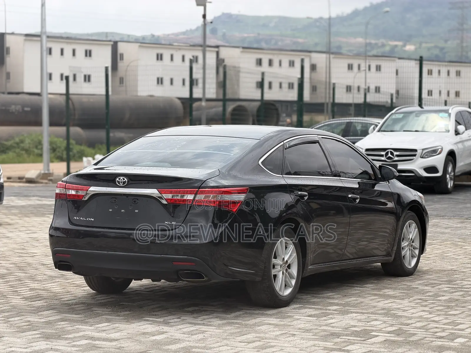 Toyota Avalon XLE 4dr Sedan (3.5L 6cyl 6A) 2014 Black