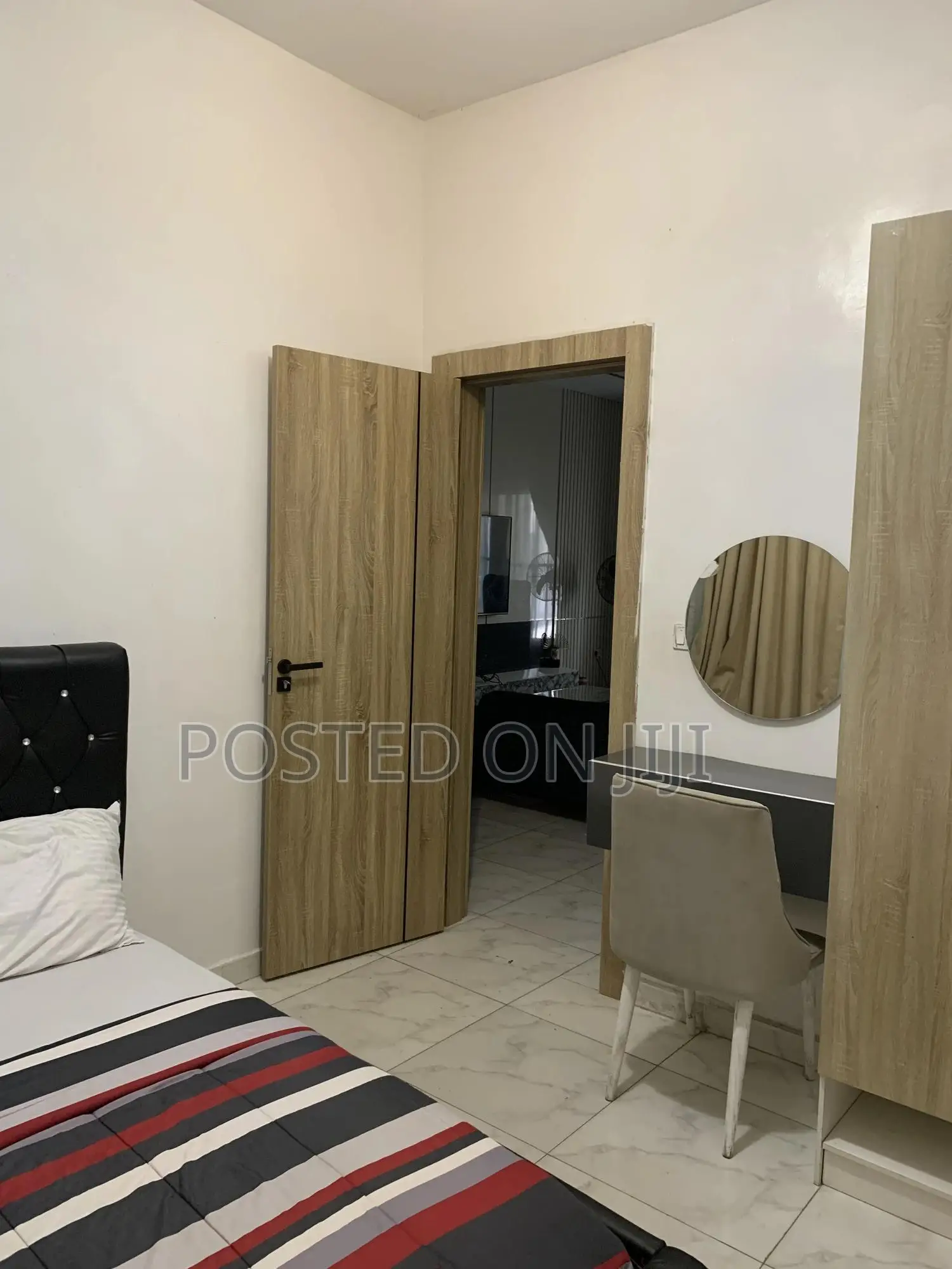 Service Apartment