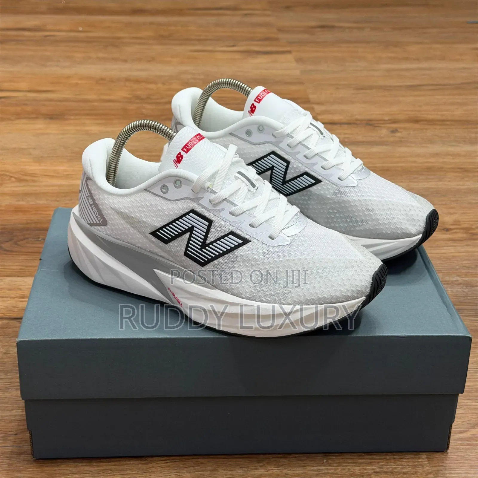 New Balance Fuelcell Rebel V4 Performance Running Sneakers