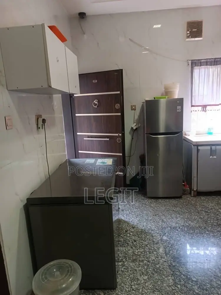 5bdrm Duplex in Central Business District for sale