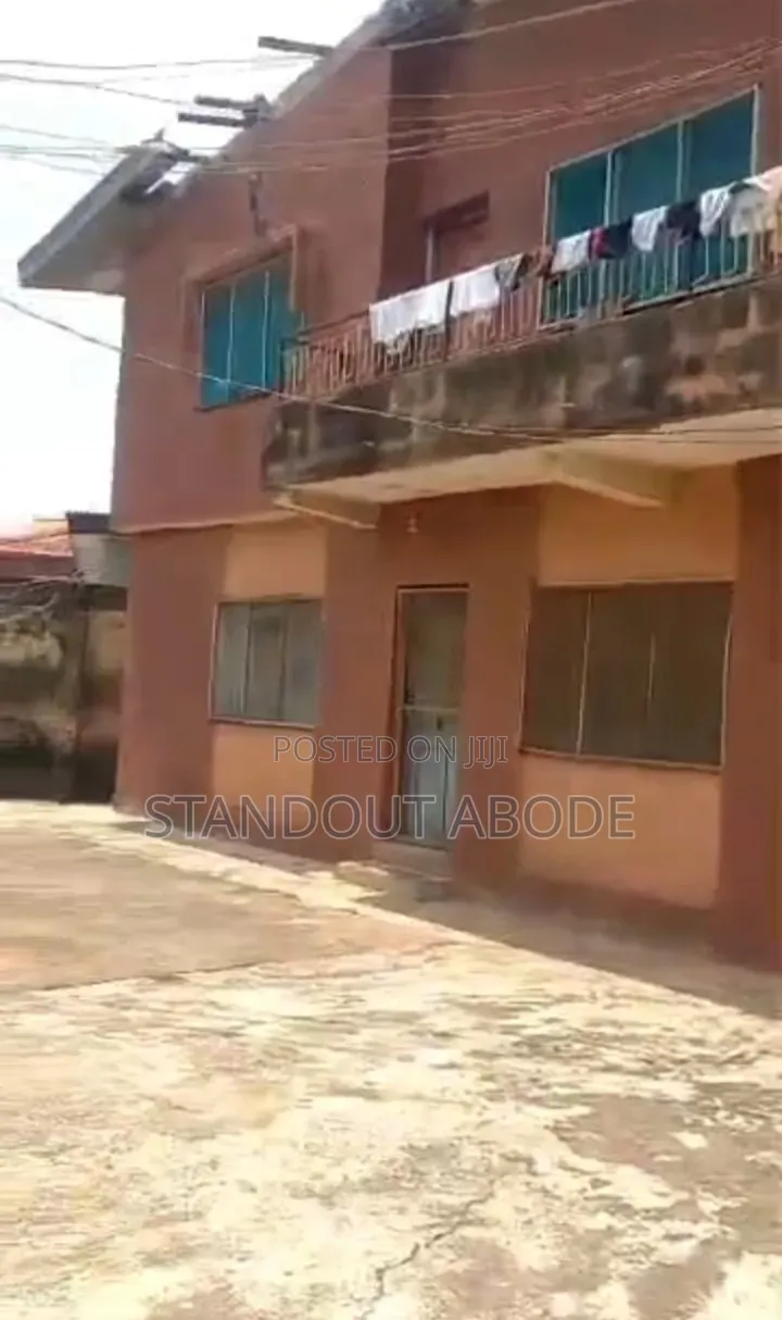 3bdrm Block of Flats in Unity Estate for sale