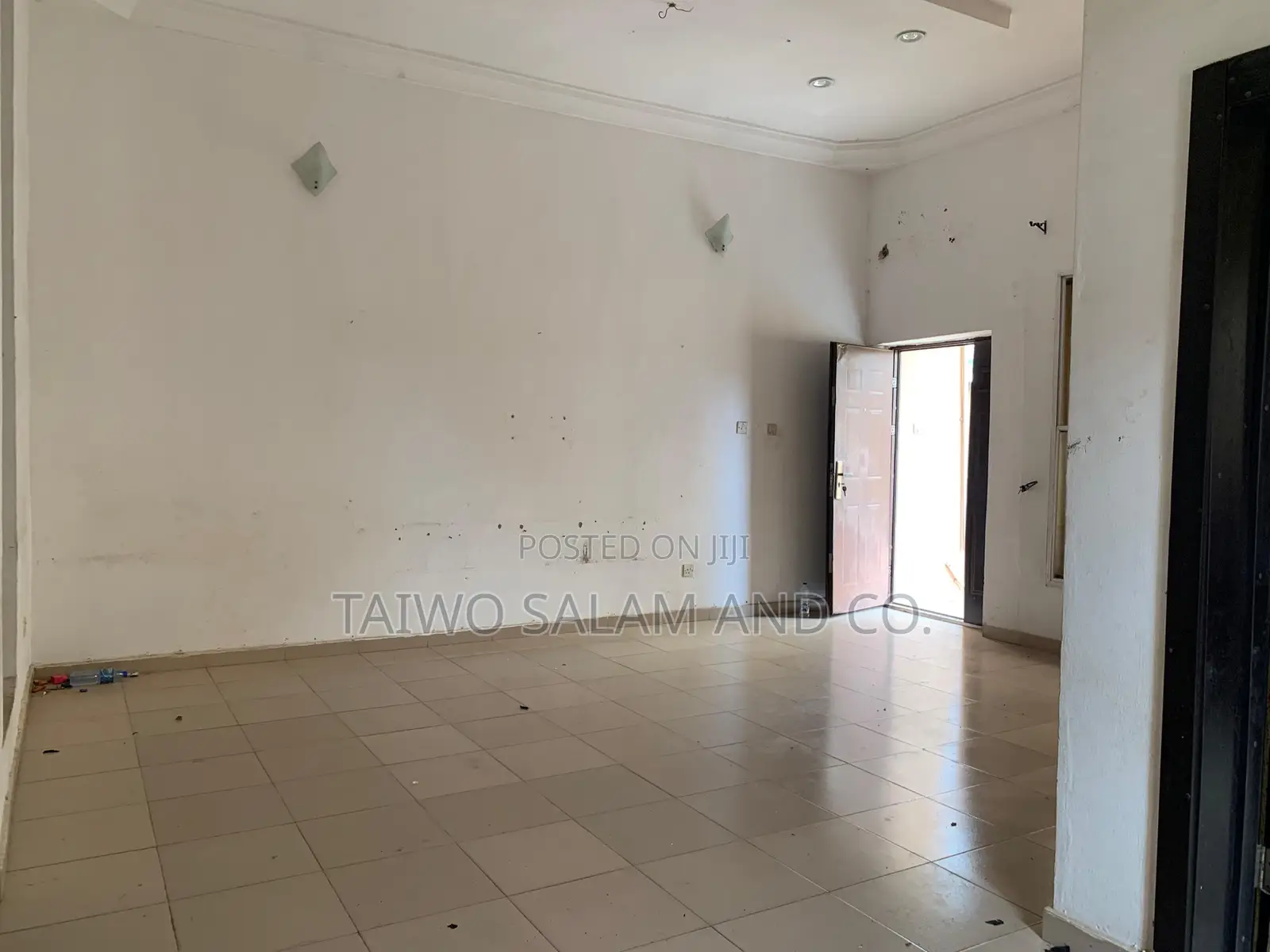 3bdrm Block of Flats in A3 Estate Ikolaba, Bodija for rent