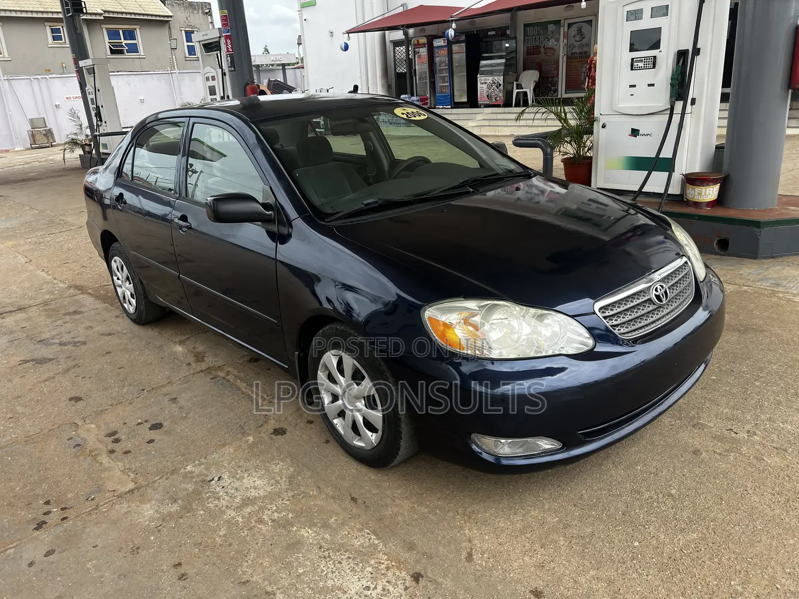 Toyota Corolla LE 2005 Blue
