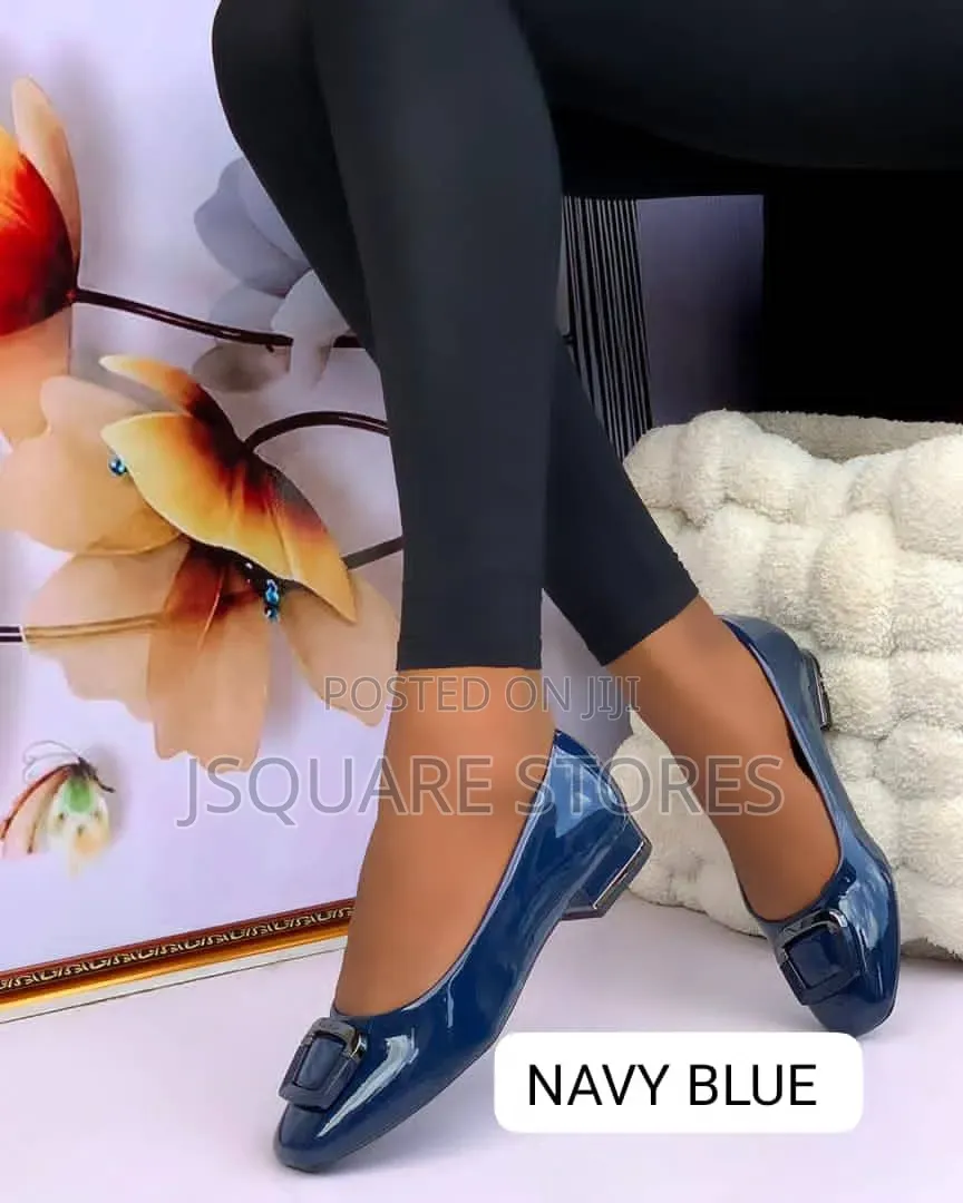 Ladies/Women Flat Shoesbin Colours. Size 38 - 44