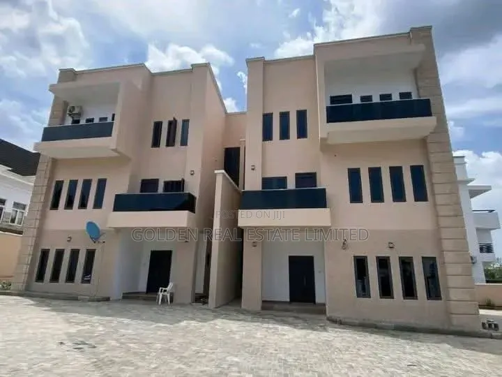 4bdrm Duplex in Guzape District for rent