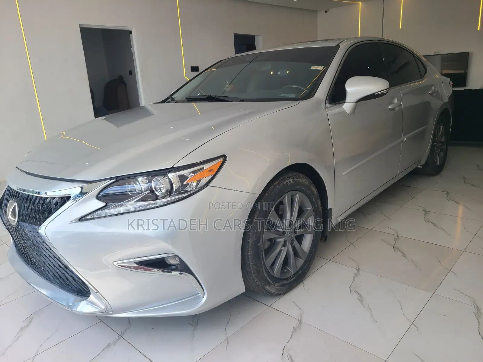 Lexus ES 350 FWD 2014 Silver