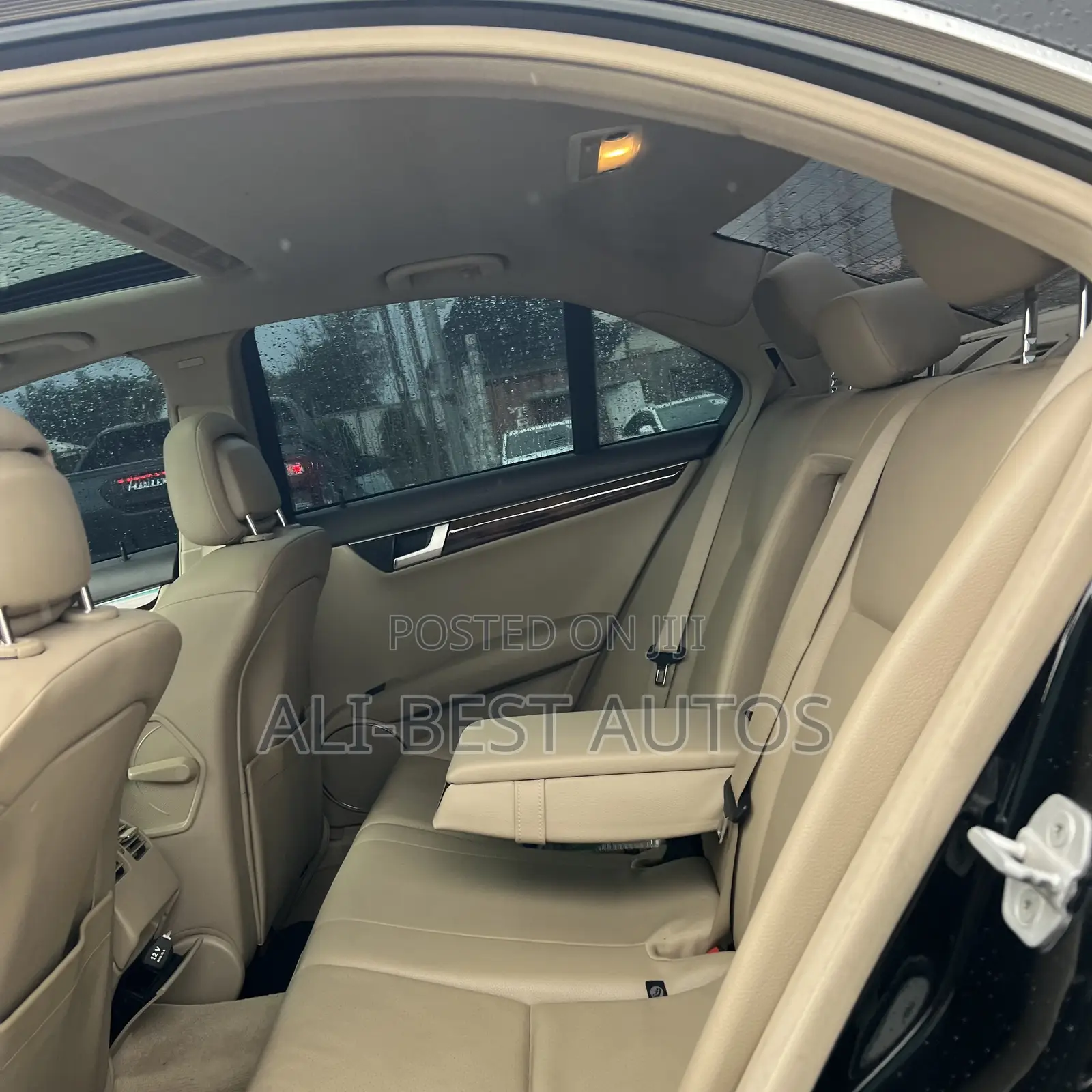 Mercedes-Benz C300 2013 Black