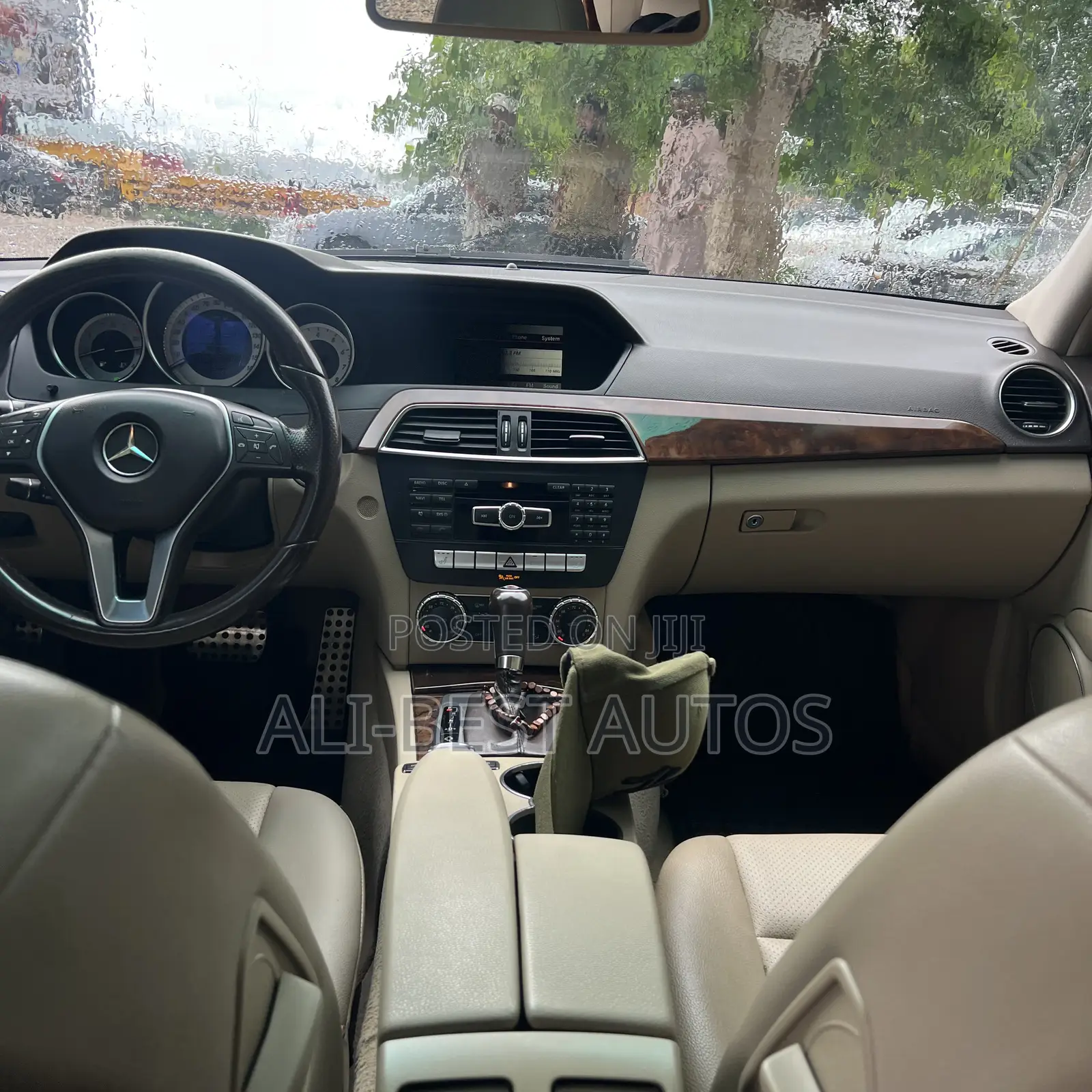 Mercedes-Benz C300 2013 Black