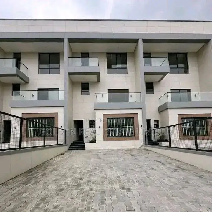 5bdrm Duplex in Katampe Extension for sale