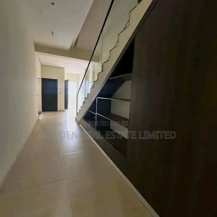 5bdrm Duplex in Katampe Extension for sale