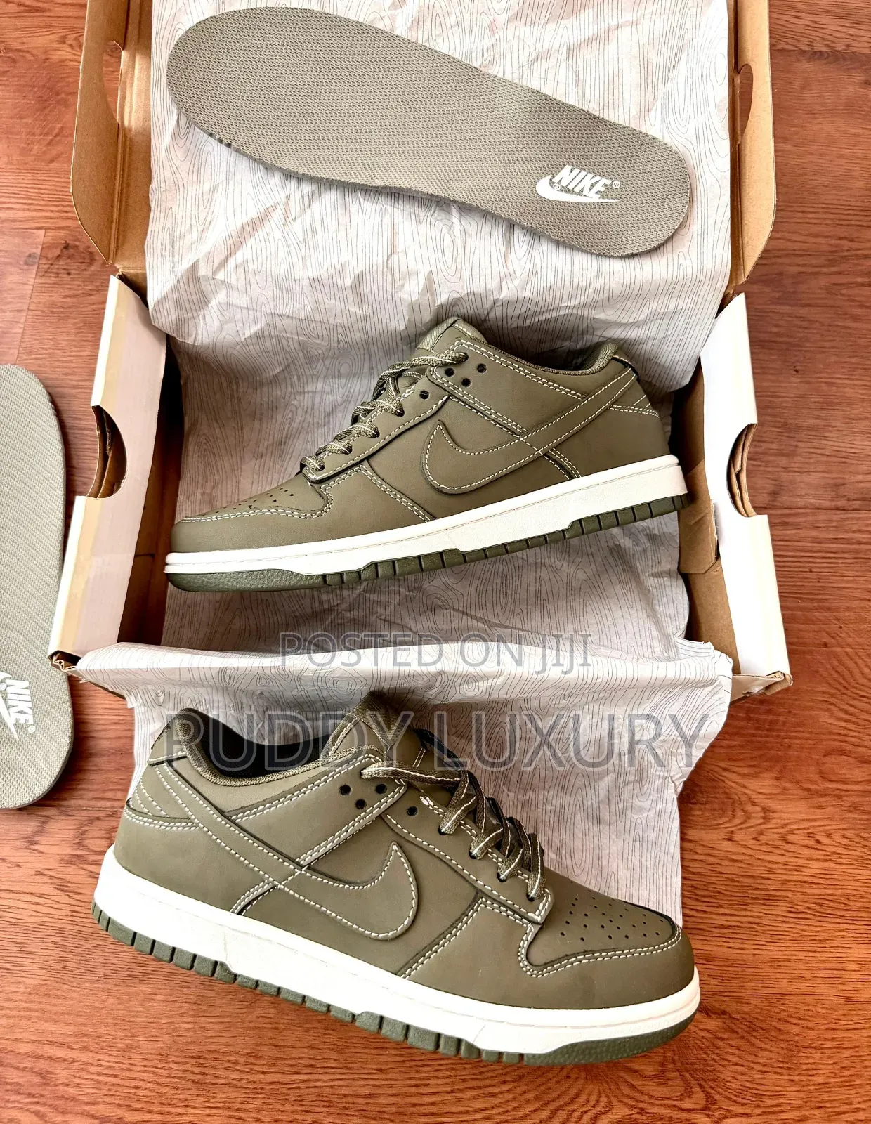 Nike Sb Dunk Low Sneakers