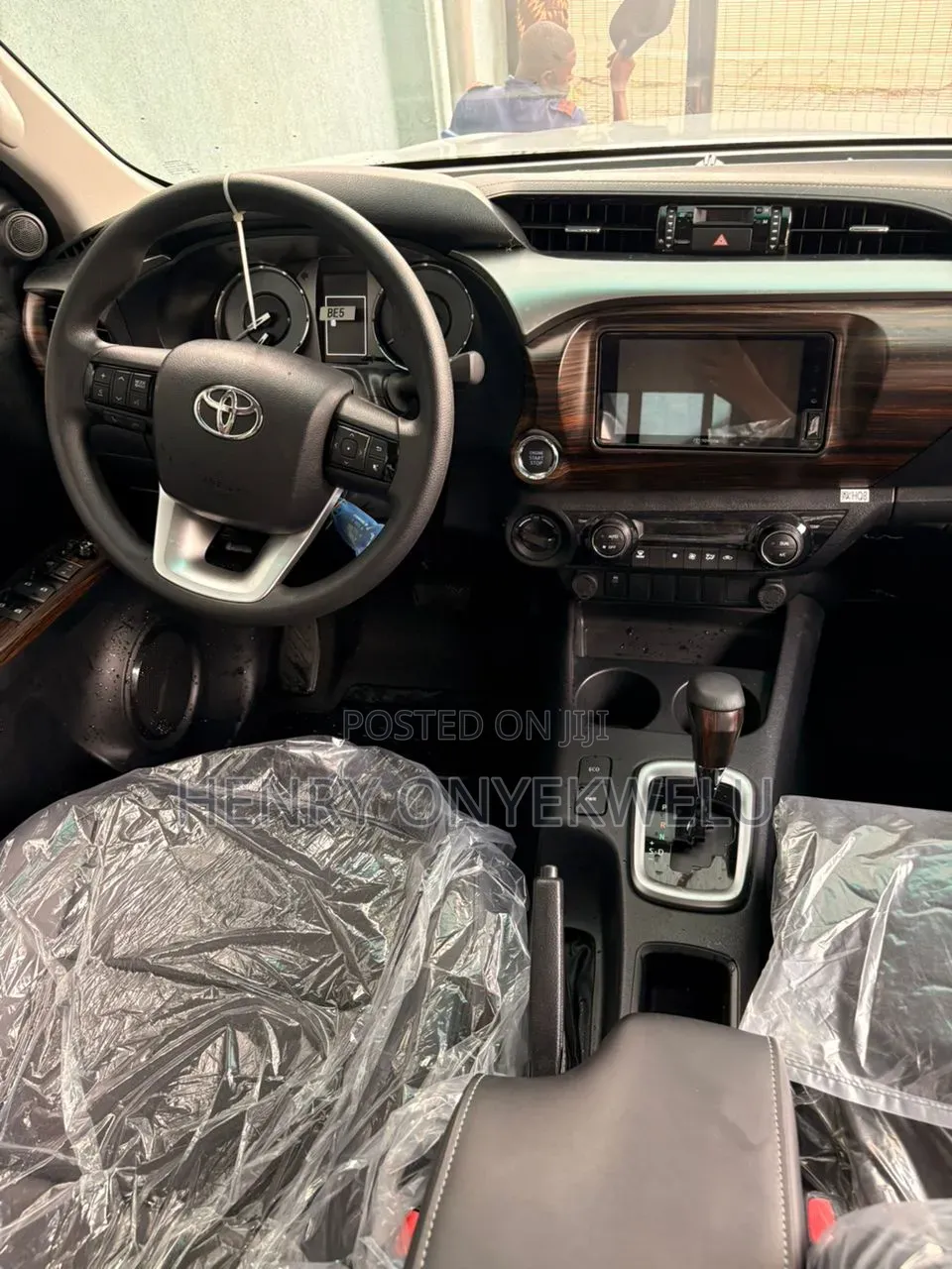 New Toyota Hilux 2025 Black