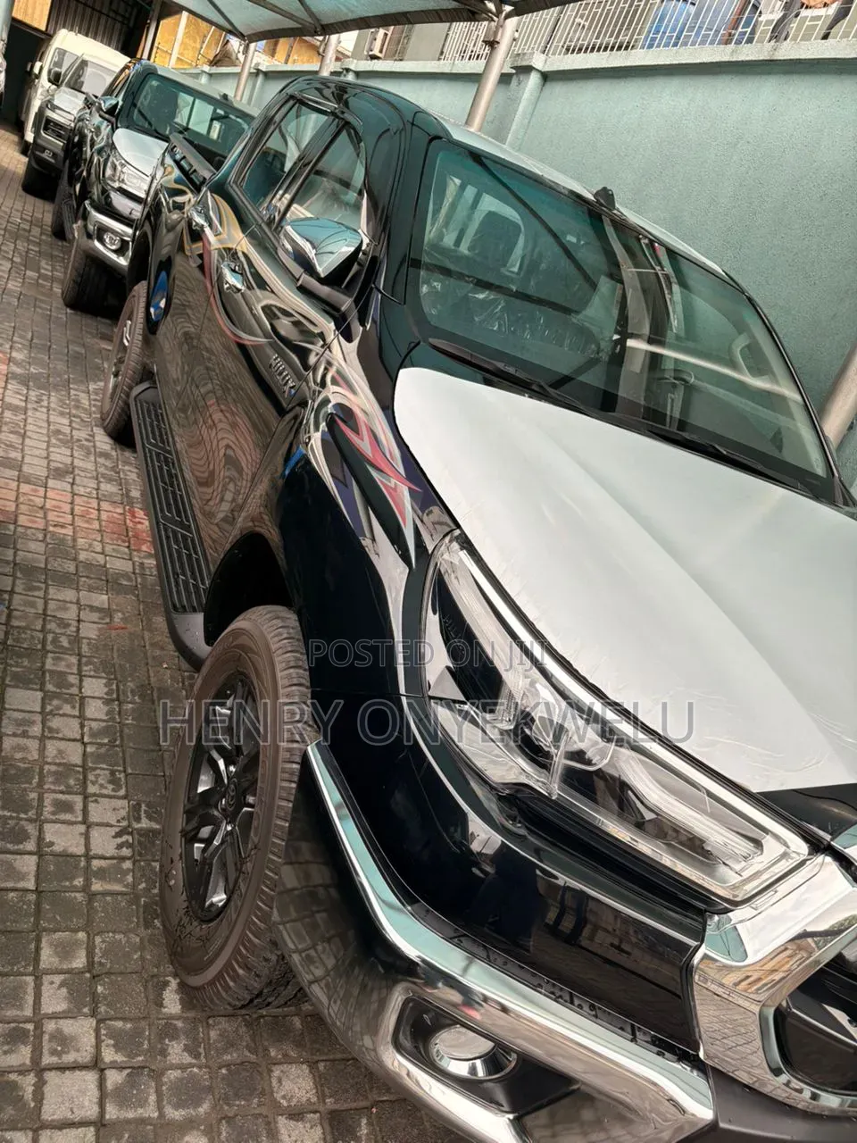 New Toyota Hilux 2025 Black