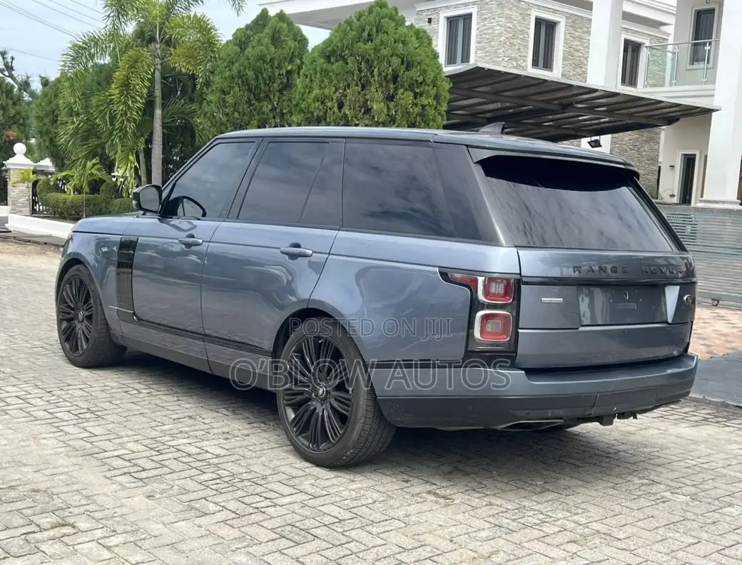 Land Rover Range Rover Vogue 2018 Blue