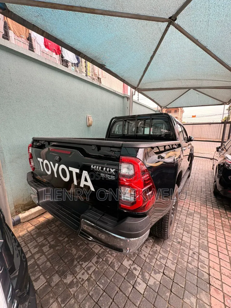New Toyota Hilux 2025 Black