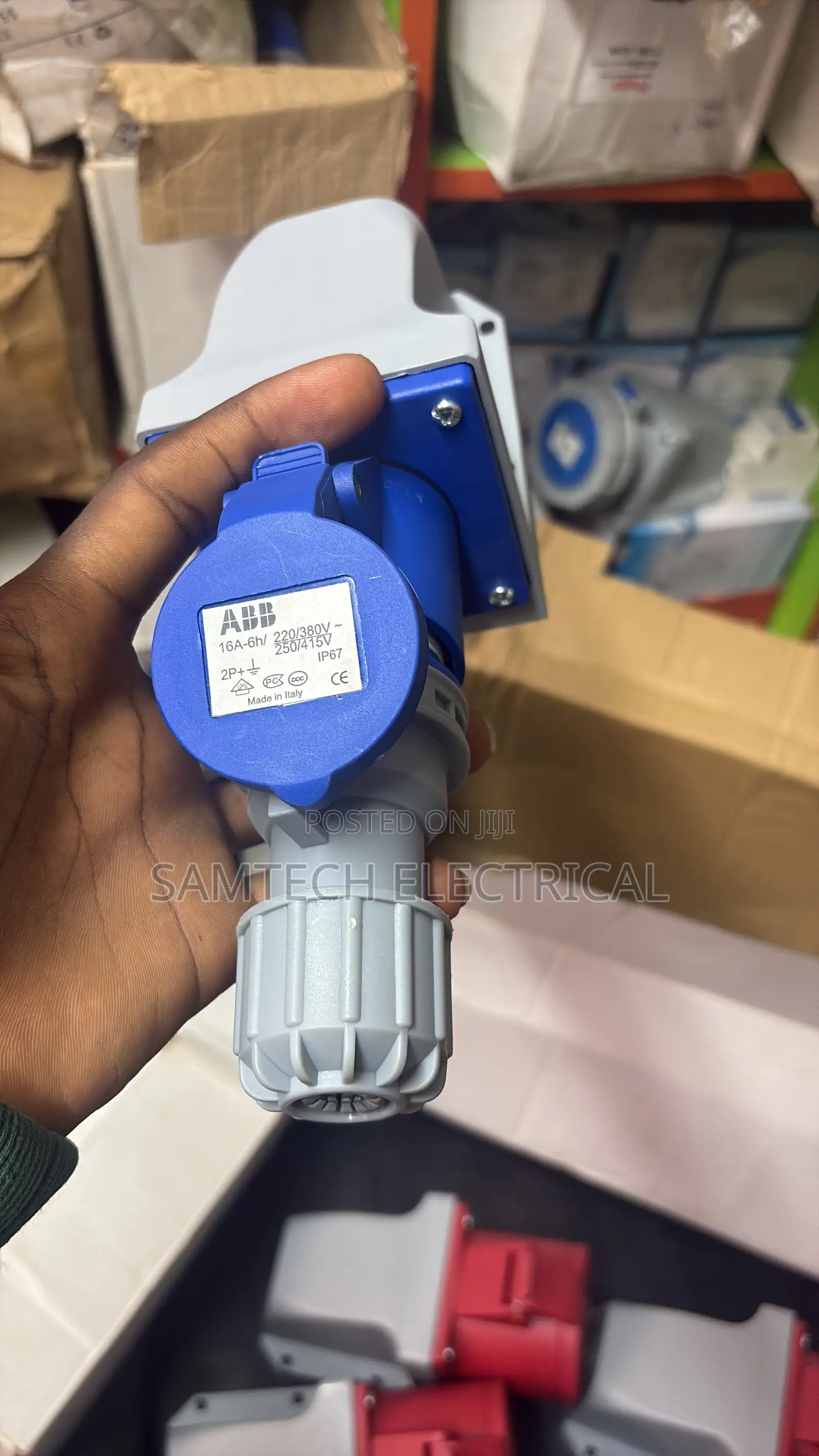 16amps Industrial Plug and Socket