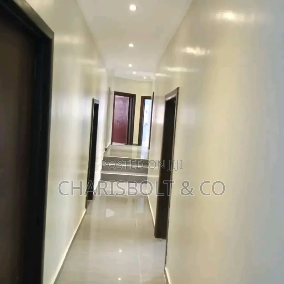 4bdrm Bungalow in Apo Resettlement for rent