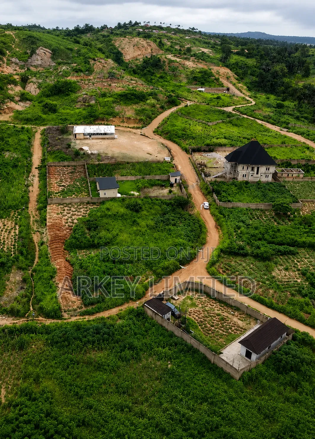 2500sqm Land ( 5plots) at Golf Annex Enugu