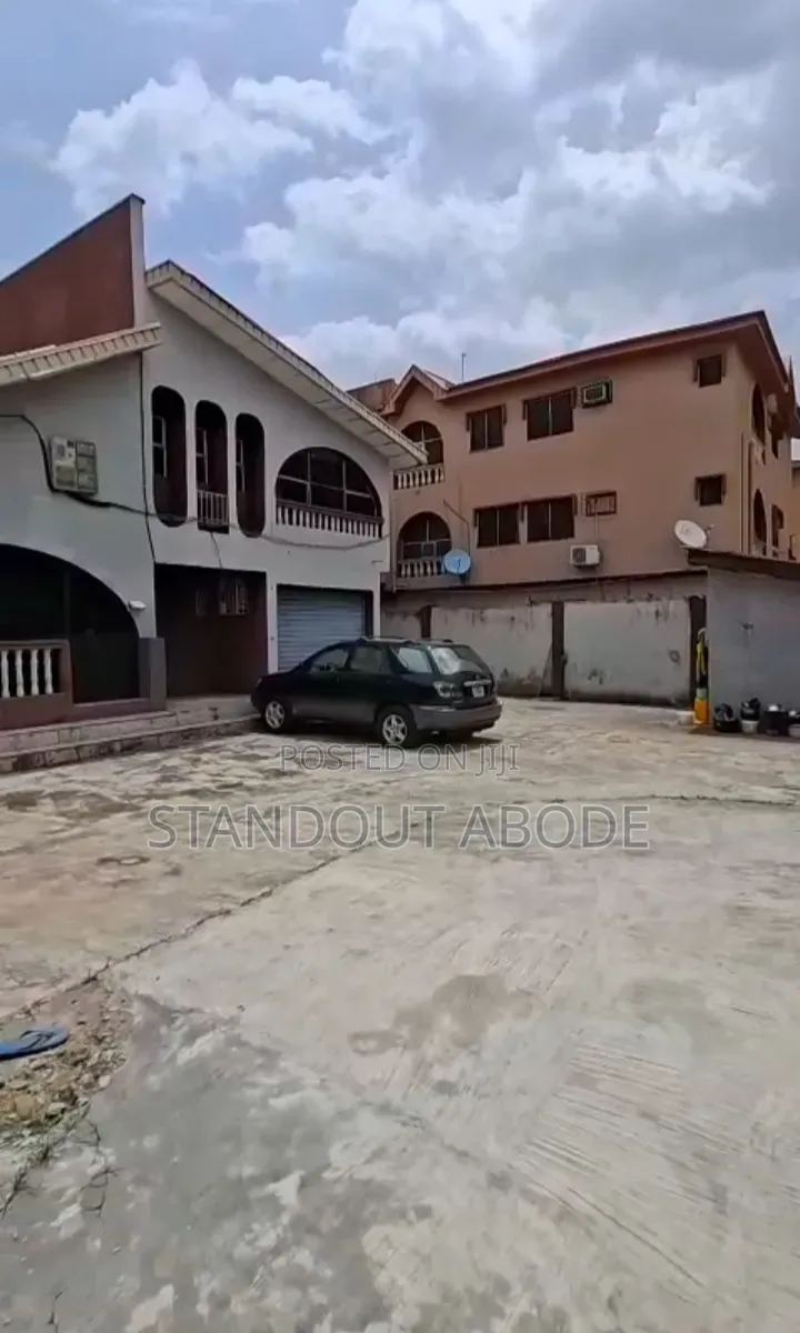 2bdrm Block of Flats in Good Location, Ago Palace for sale