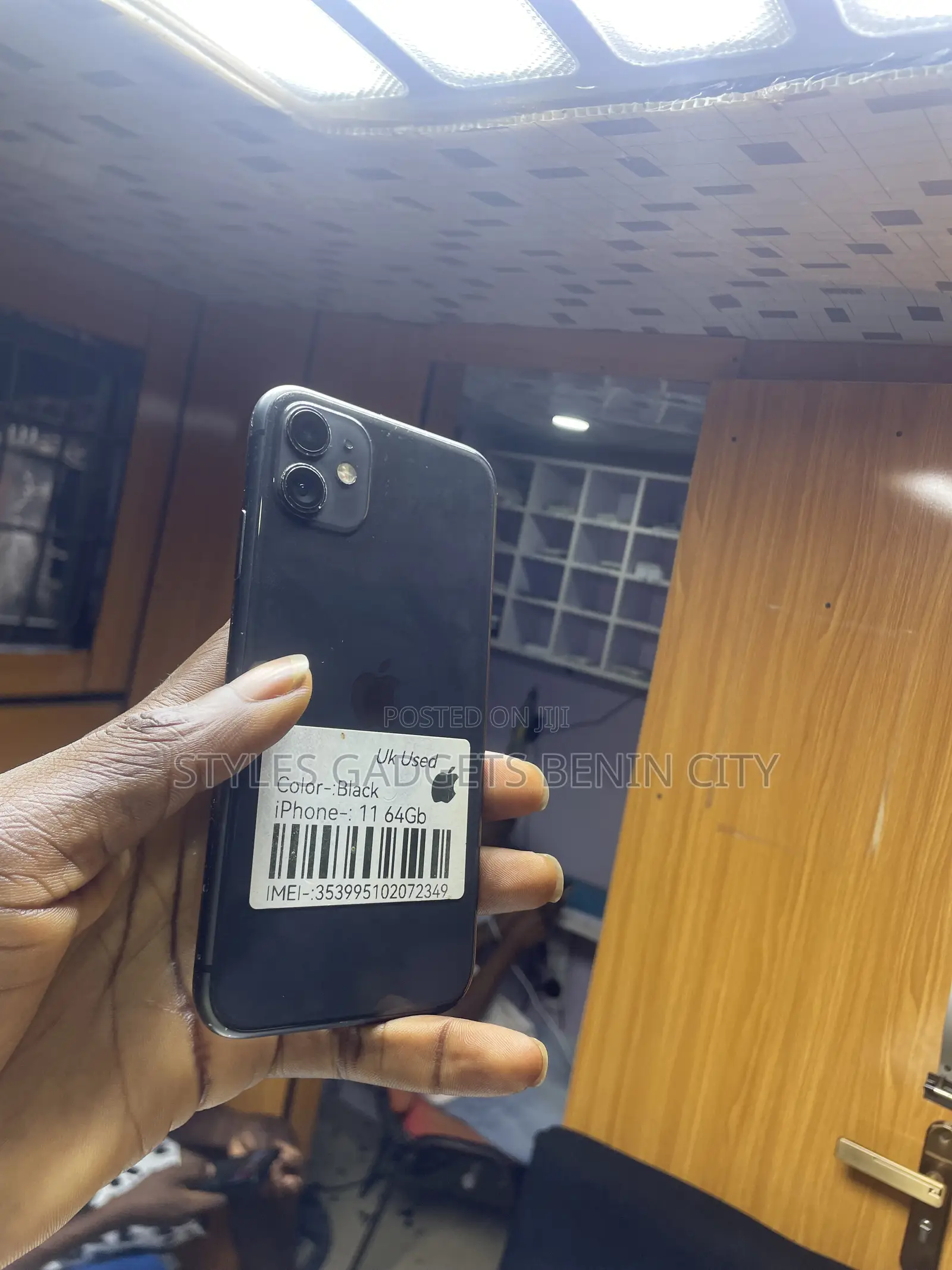 Apple iPhone 11 64 GB Black