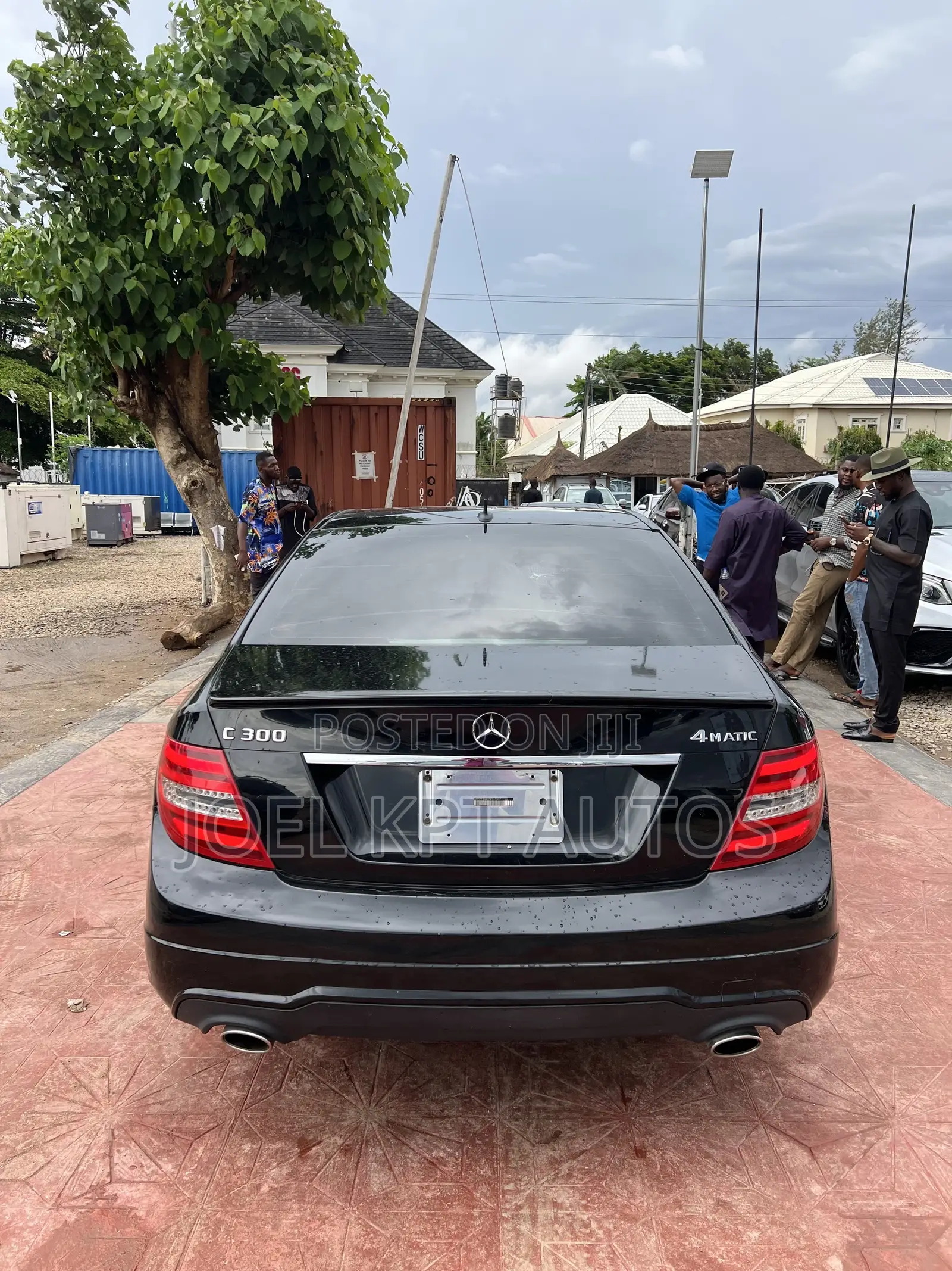 Mercedes-Benz C300 2013 Black