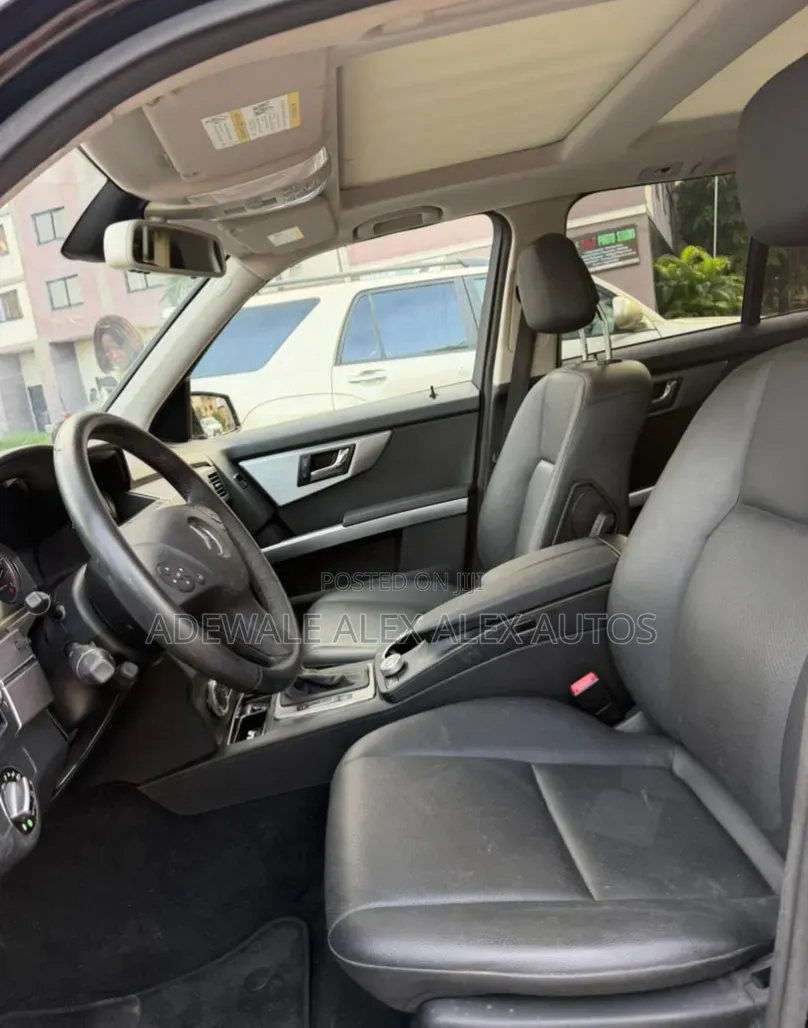 Mercedes-Benz GLK-Class 2010 Black