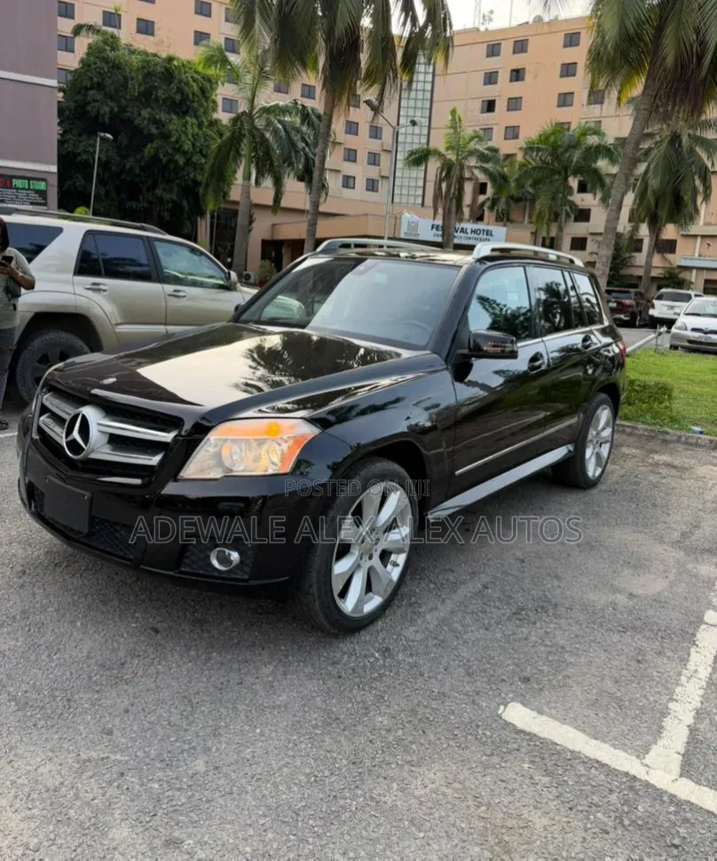Mercedes-Benz GLK-Class 2010 Black