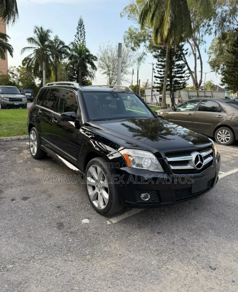 Mercedes-Benz GLK-Class 2010 Black