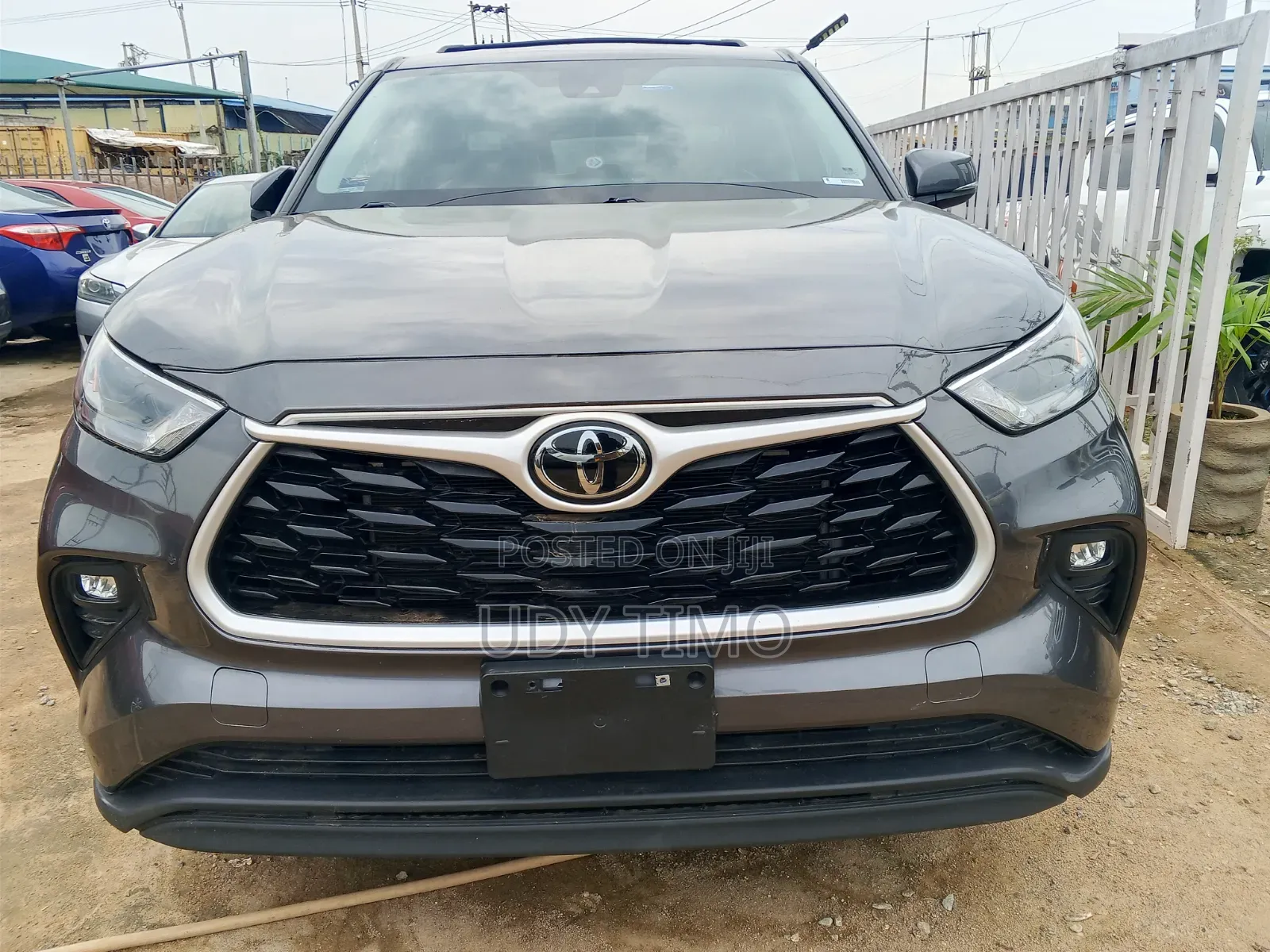 Toyota Highlander LE AWD 2023 Gray
