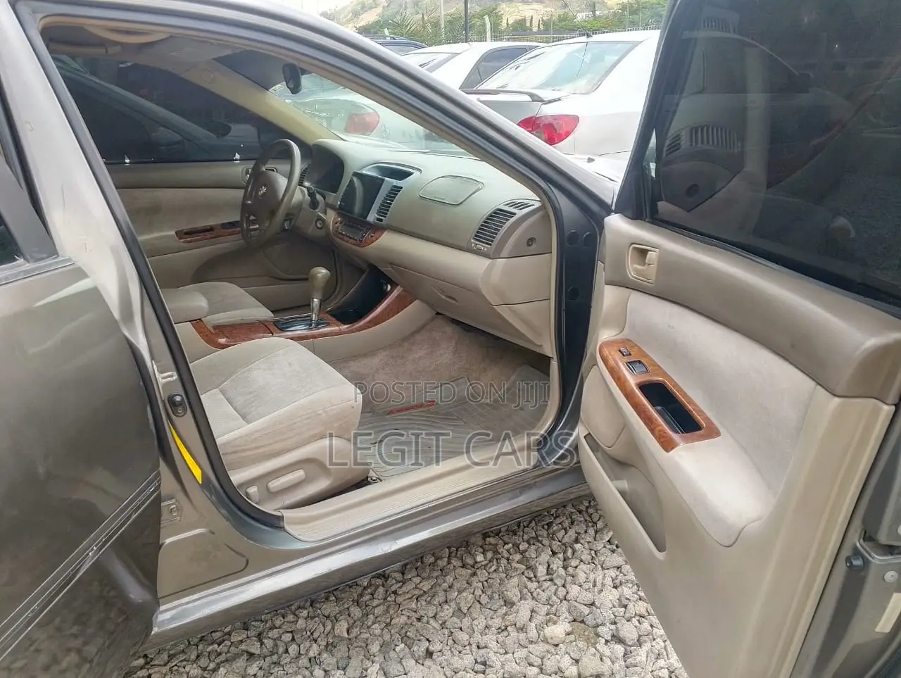Toyota Camry 2004 Gray