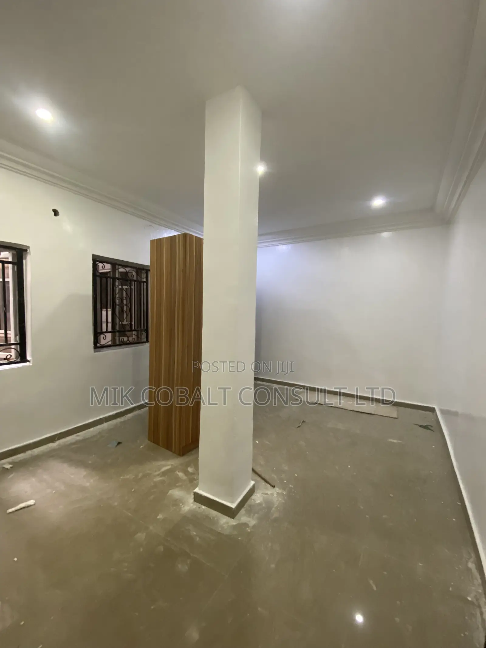 3bdrm Block of Flats in 43 Crescent, Gwarinpa for rent