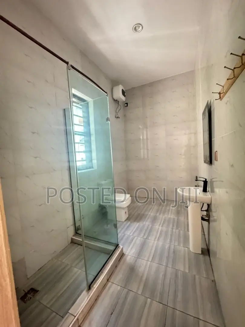 4bdrm Duplex in Before The Orchid, Lekki Phase 2 for rent