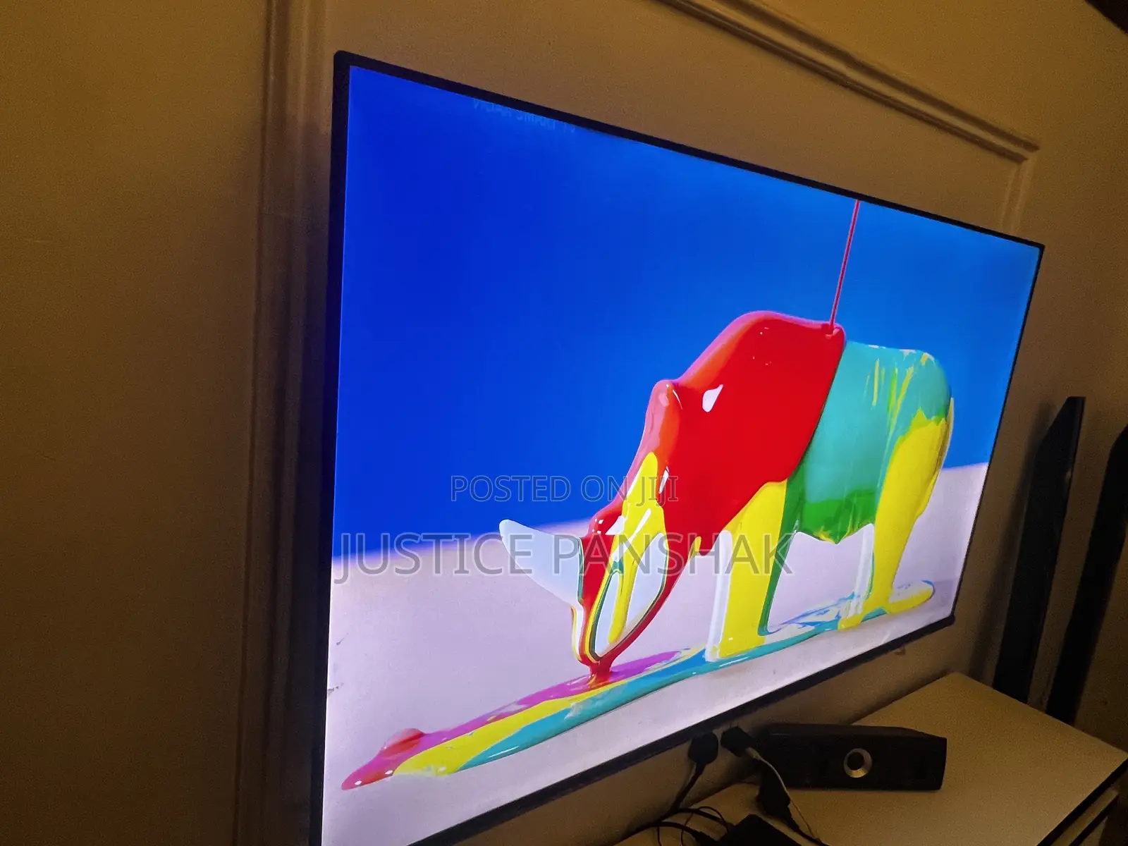 Hisense E7 Qled Smart Tv