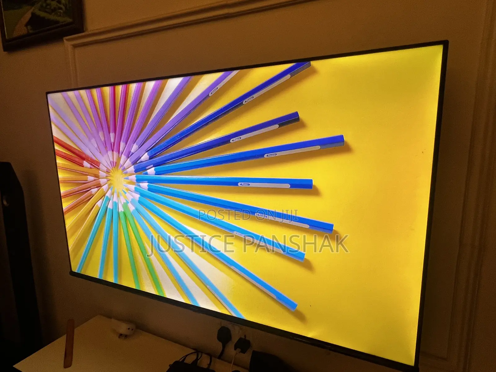 Hisense E7 Qled Smart Tv