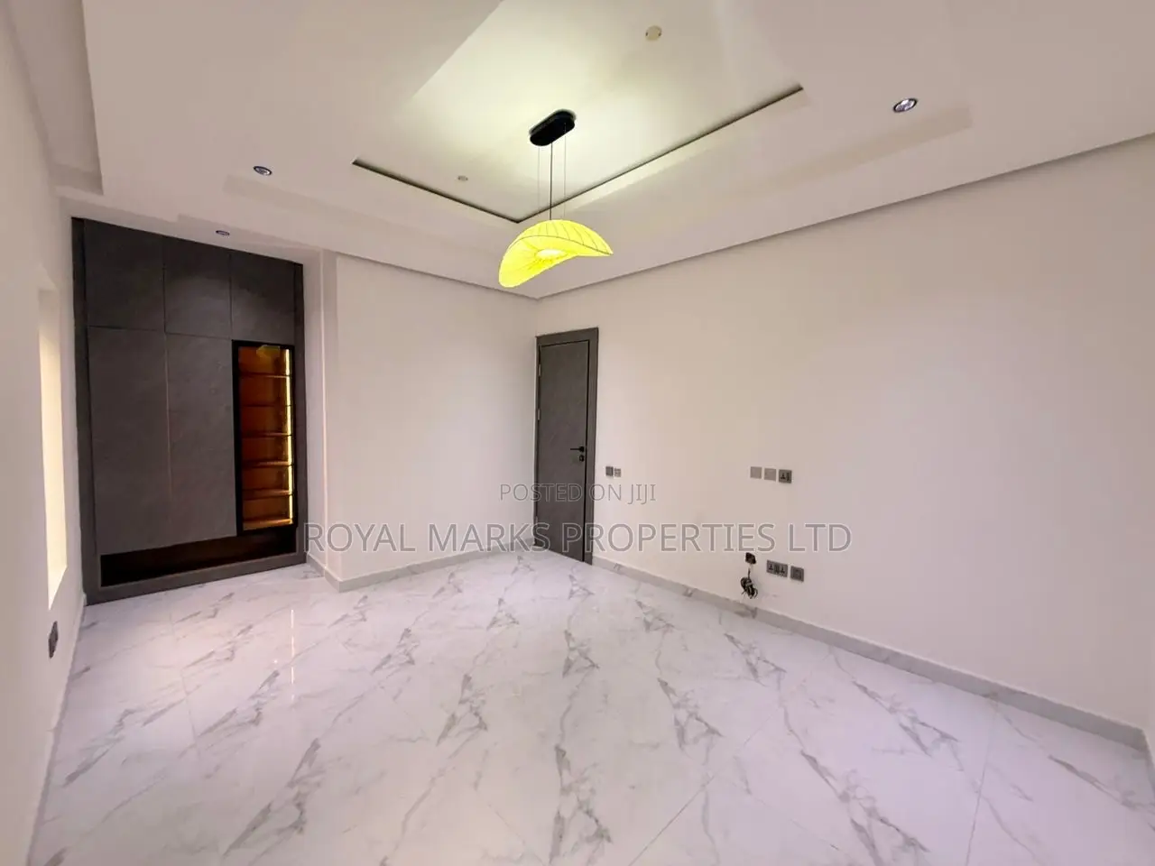 4bdrm House in Utako for sale