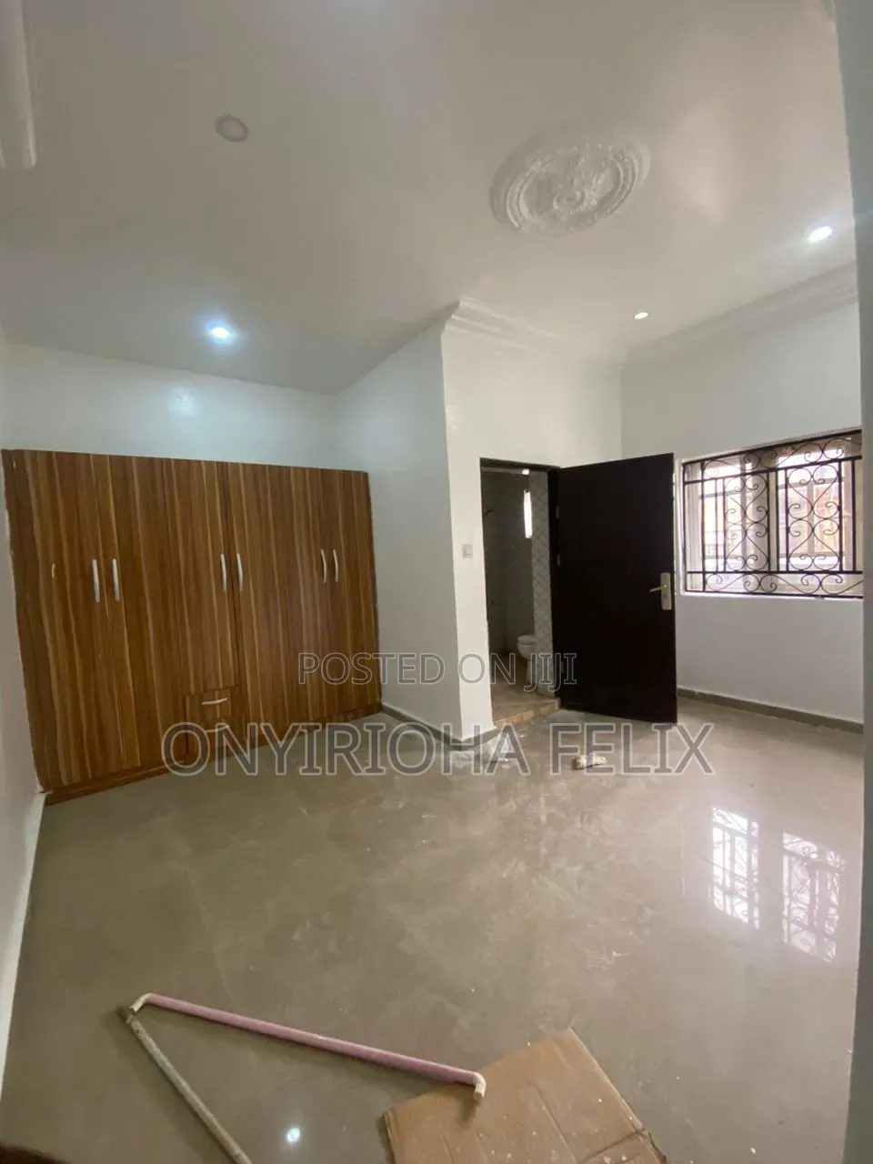 3bdrm Block of Flats in Gwarinpa 4Th Avenue, Bunkoro for rent