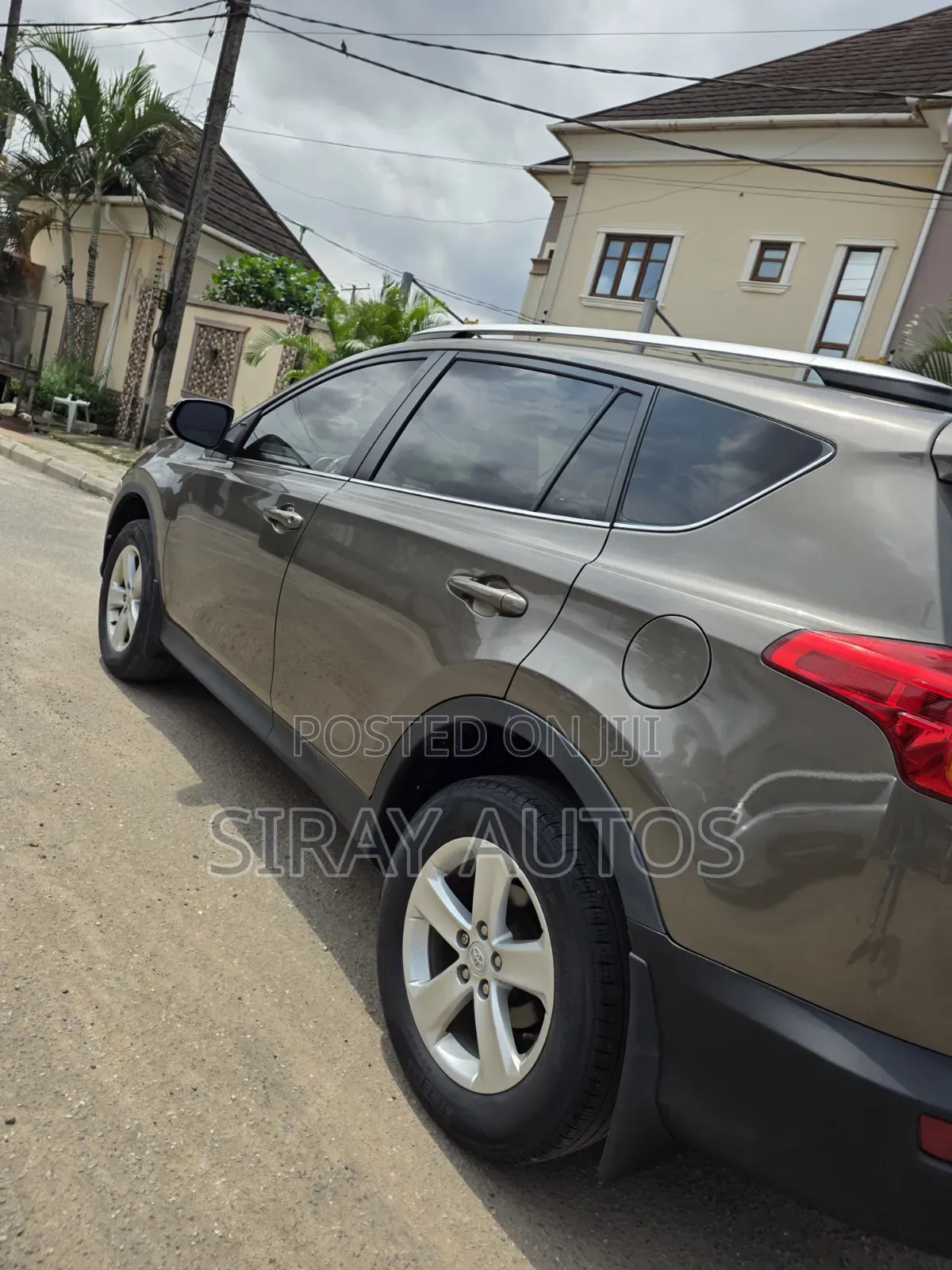 Toyota RAV4 XLE 4dr SUV AWD (2.5L 4cyl 6A) 2014 Brown