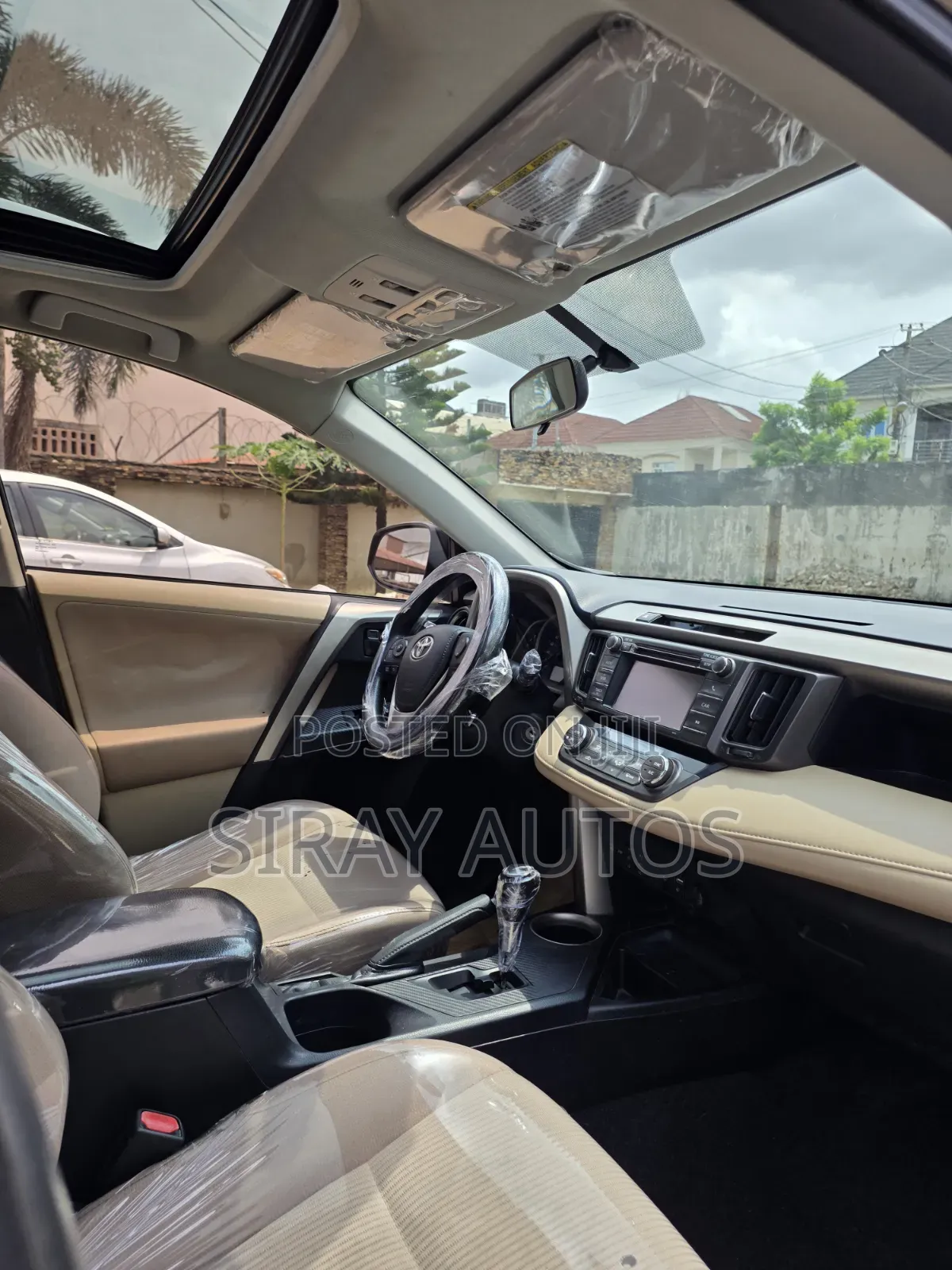 Toyota RAV4 XLE 4dr SUV AWD (2.5L 4cyl 6A) 2014 Brown