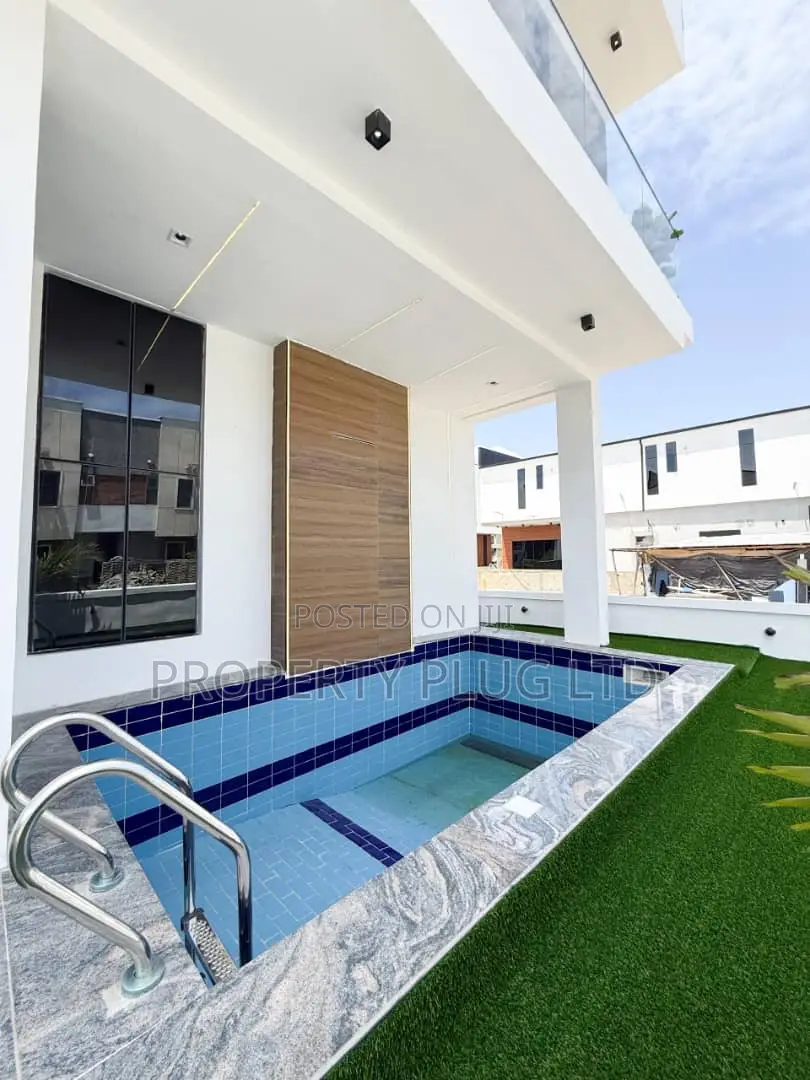 5bdrm Duplex in Lekki for sale