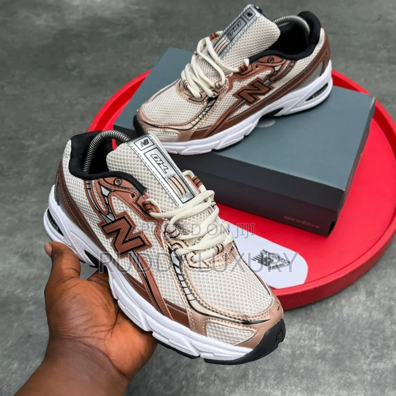 New Balance 740 Retro Sneakers