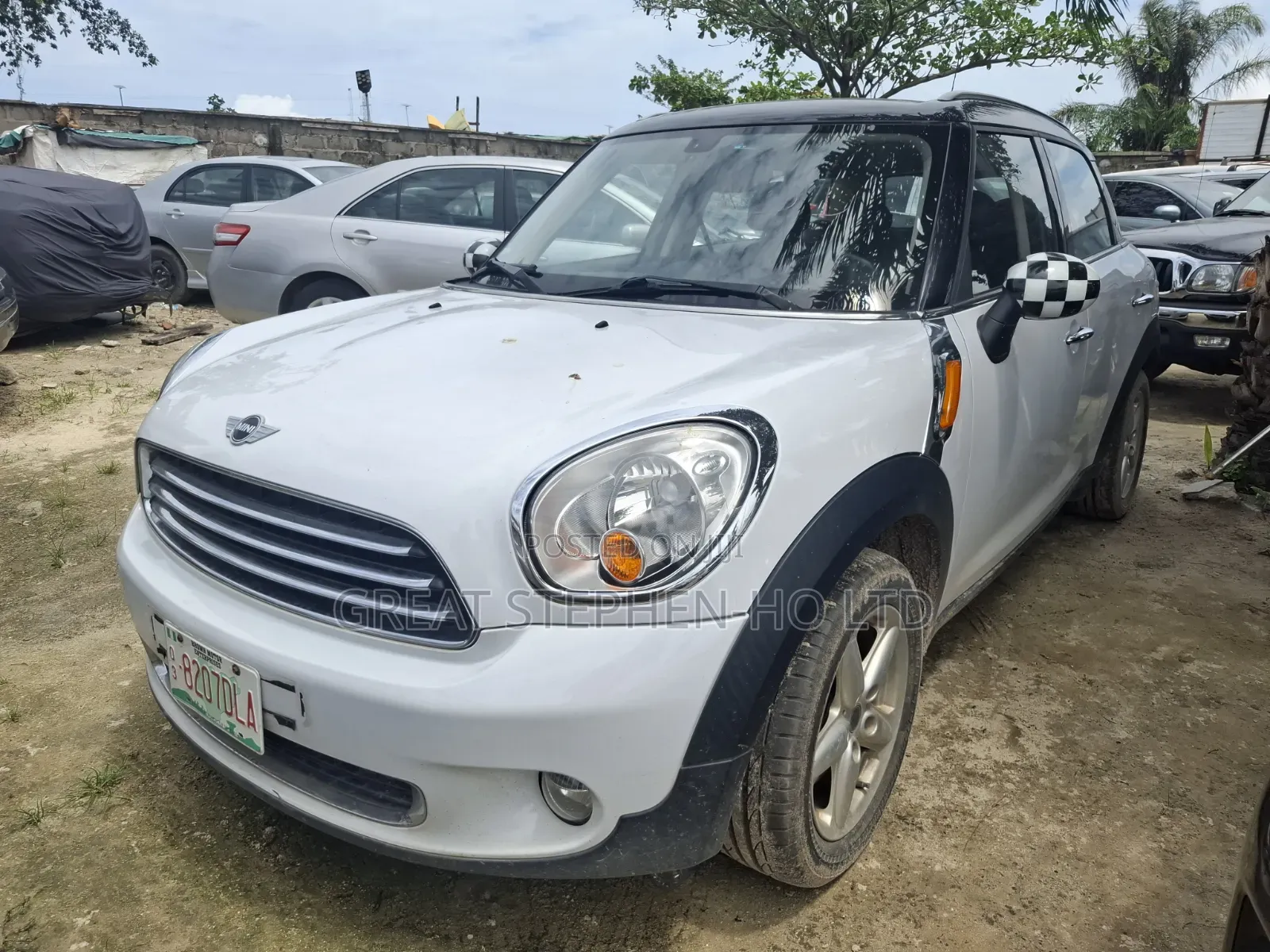Mini Cooper 2012 White