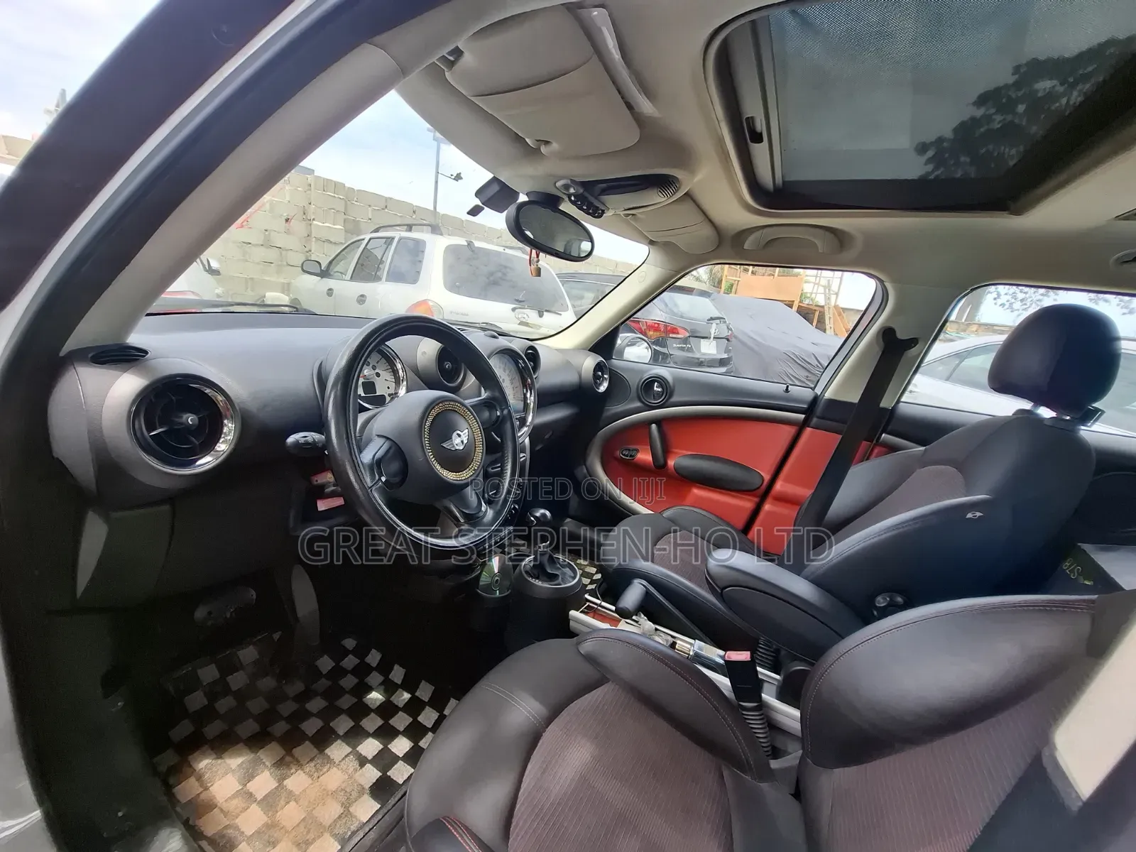 Mini Cooper 2012 White