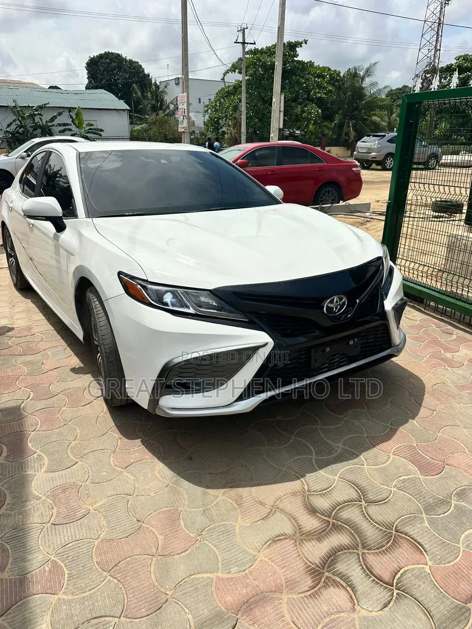 Toyota Camry 2022 White