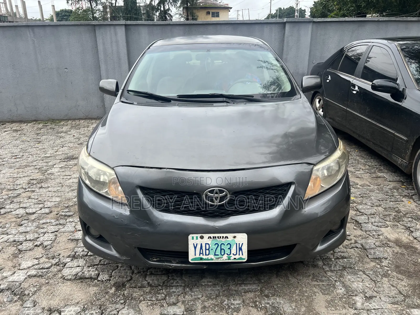 Toyota Corolla LE 4dr Sedan (1.8L 4 cyl 4A) 2009 Gray