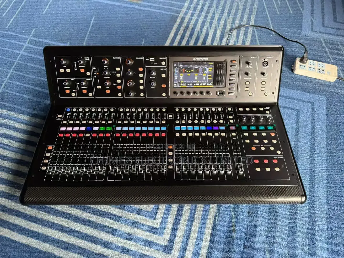 M 32 Live Midas Digital Mixer