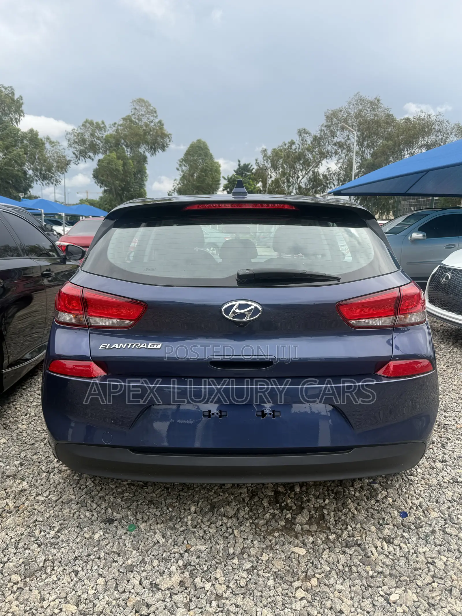 Hyundai Elantra 2017 Blue