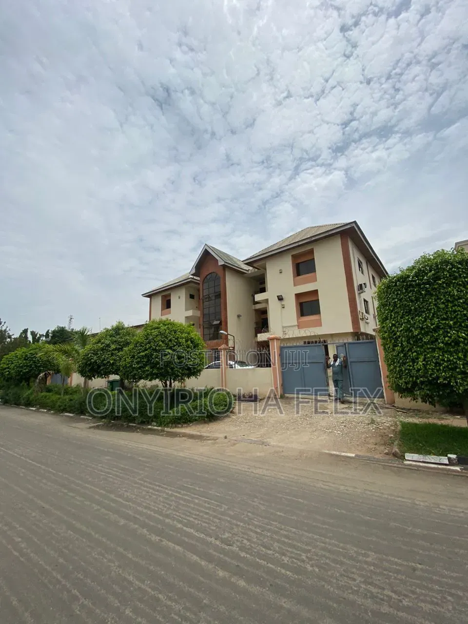 3bdrm Block of Flats in Maitama for rent