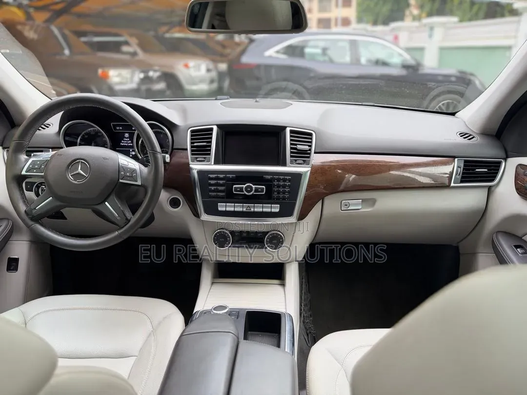 Mercedes-Benz M Class 2014 Silver