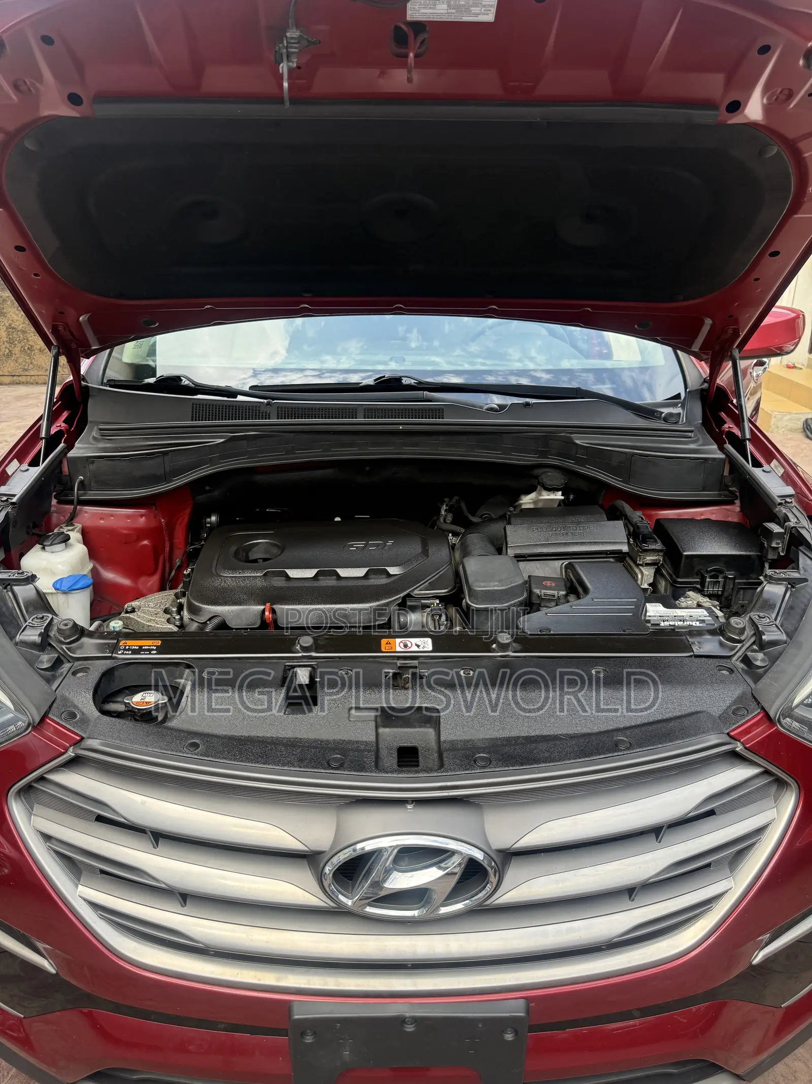 Hyundai Santa Fe SE FWD 2017 Red
