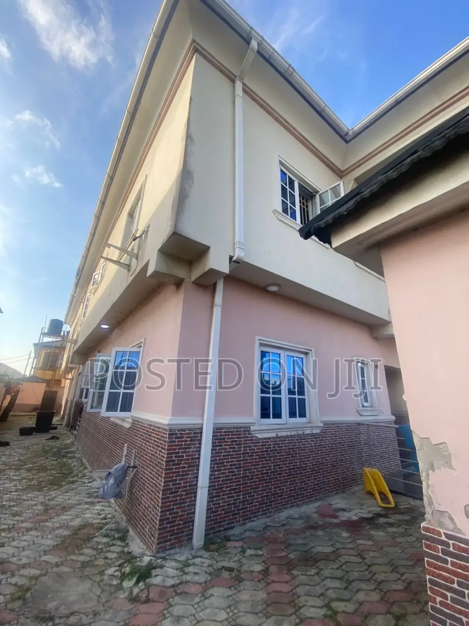 4bdrm Duplex in Ajah Signboard Ajah, Lekki Phase 2 for sale